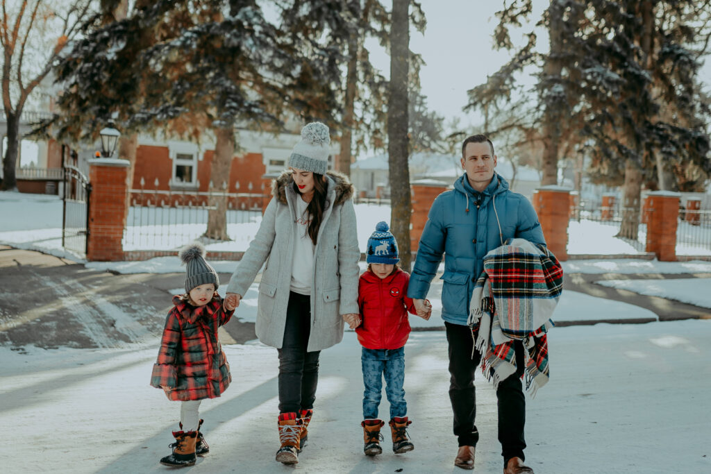 Kira Paran Edmonton Blogger Christmas Photos